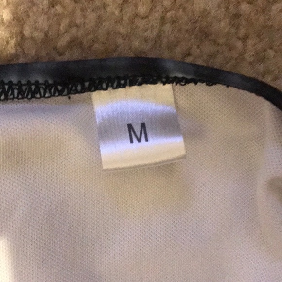 Monokini - Picture 3 of 3